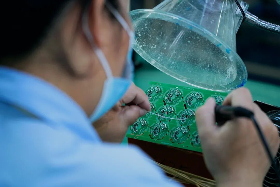 江华微电机拿下全球三成市场发力人形机器人赛道