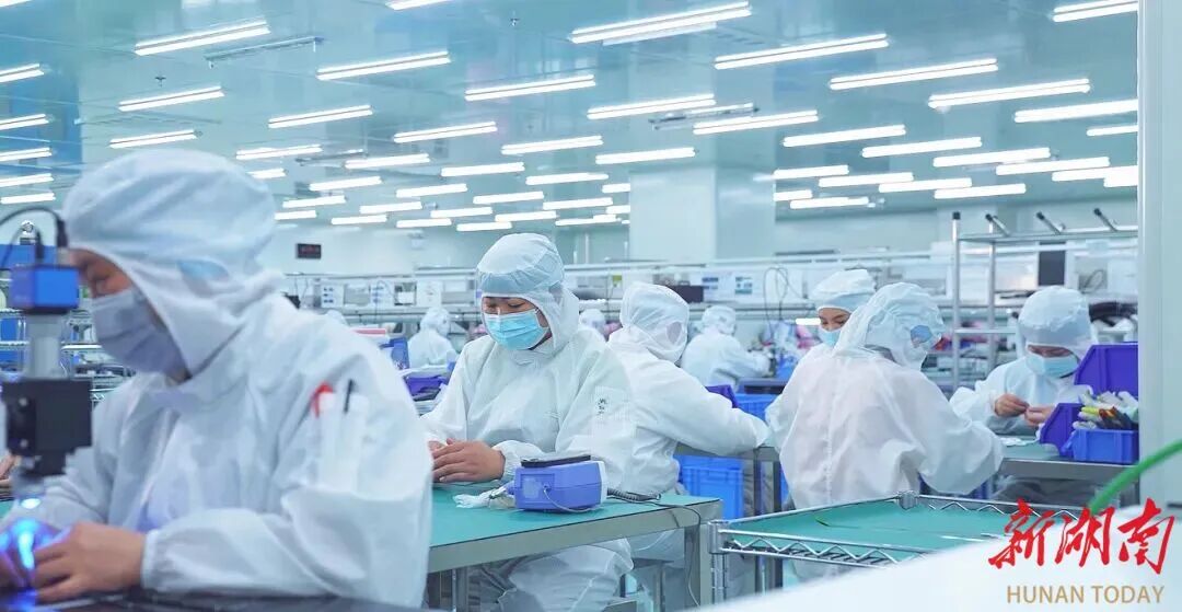 湖南省华芯医疗器械有限公司生产线